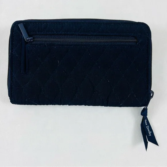 NWOT Vera Bradley Winter Forest Rabbit RFID Turnlock Wallet Navy Microfiber